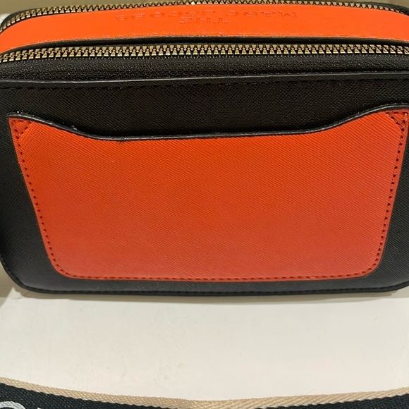 Marc Jacobs “The Snapshot Bag” Black, Orange & Cream—BEAUTIFUL!! Like New!! - Picture 7 of 14